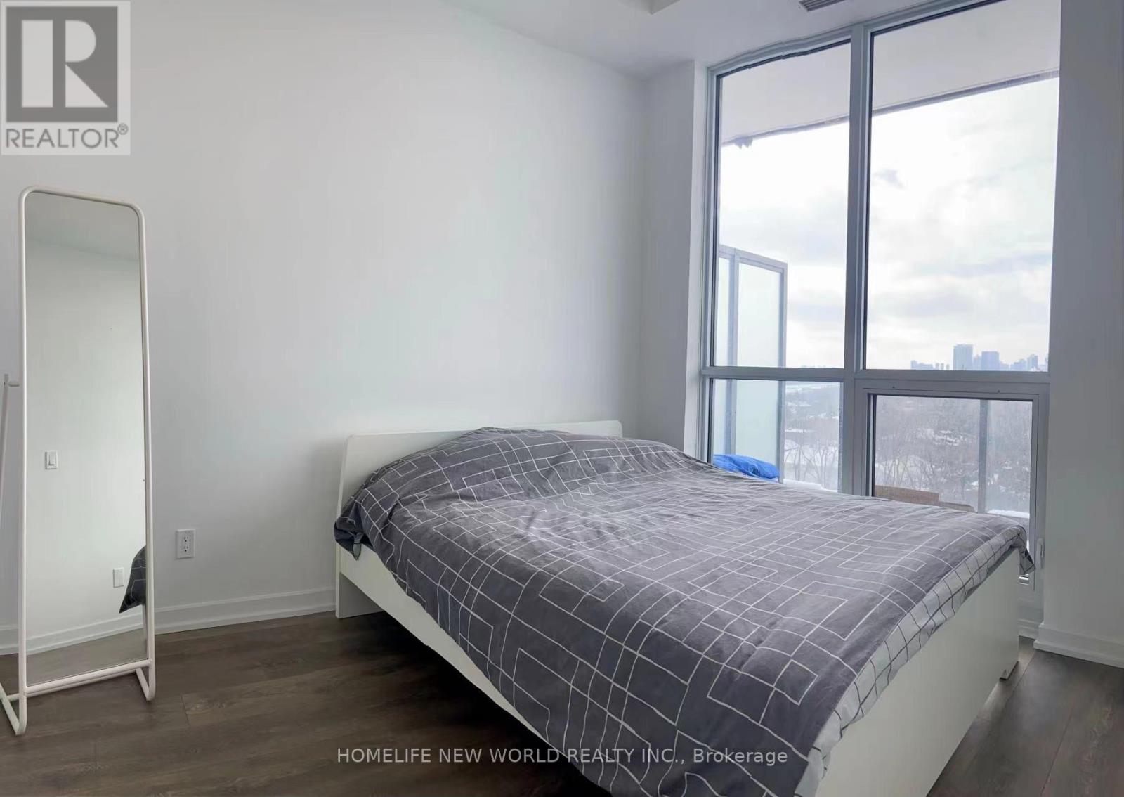 313 - 36 FOREST MANOR ROAD, Toronto (Henry Farm)