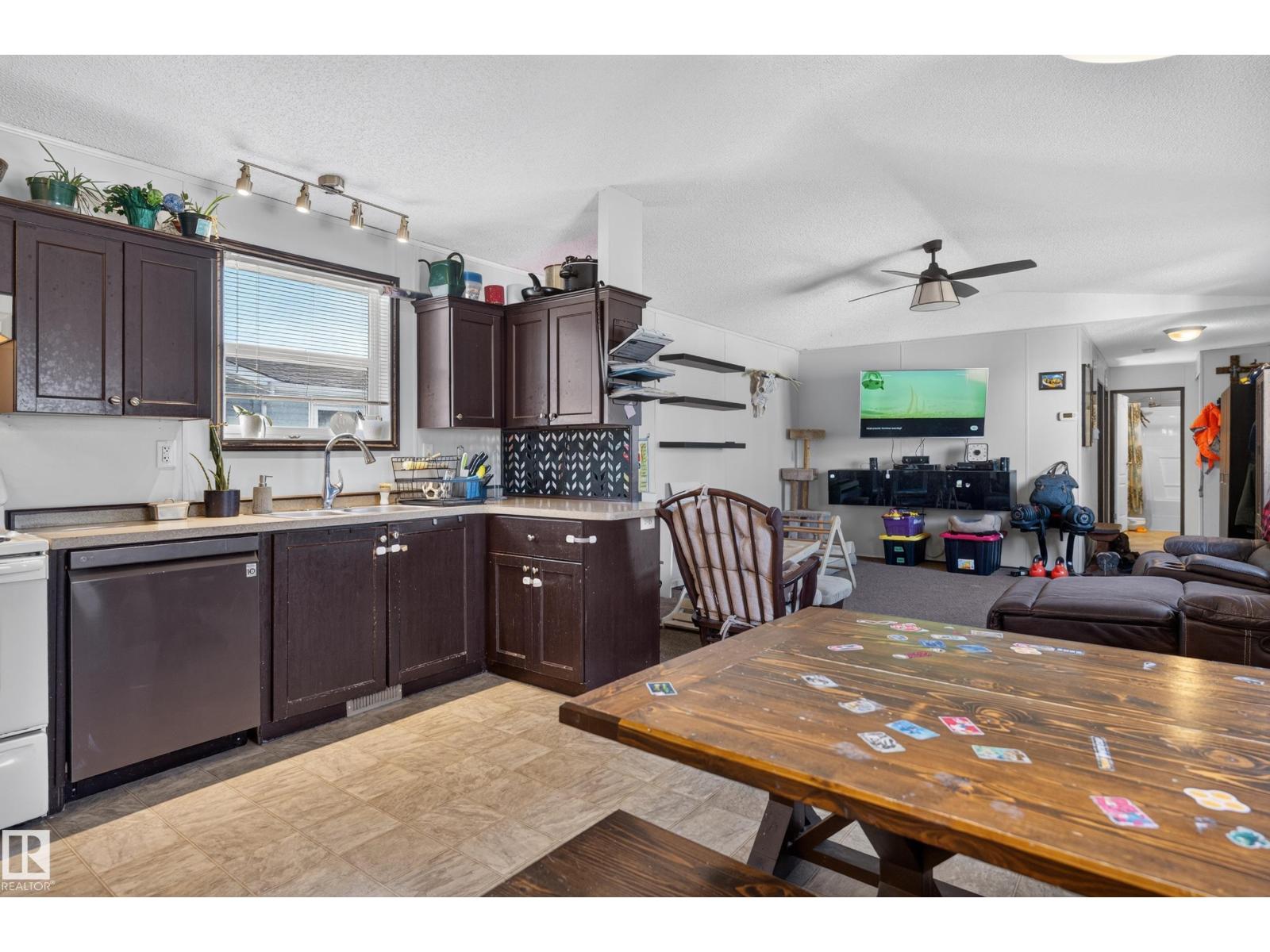 #1558 53222 Range Rd 272, photo 17