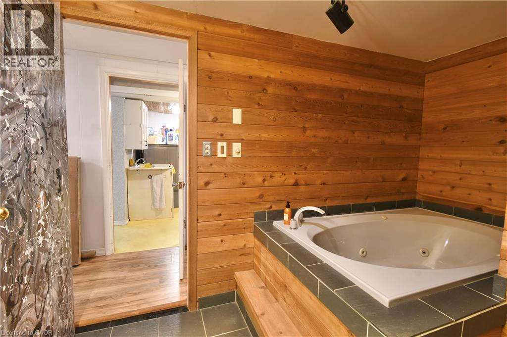 855 GOVERNORS Road - 31