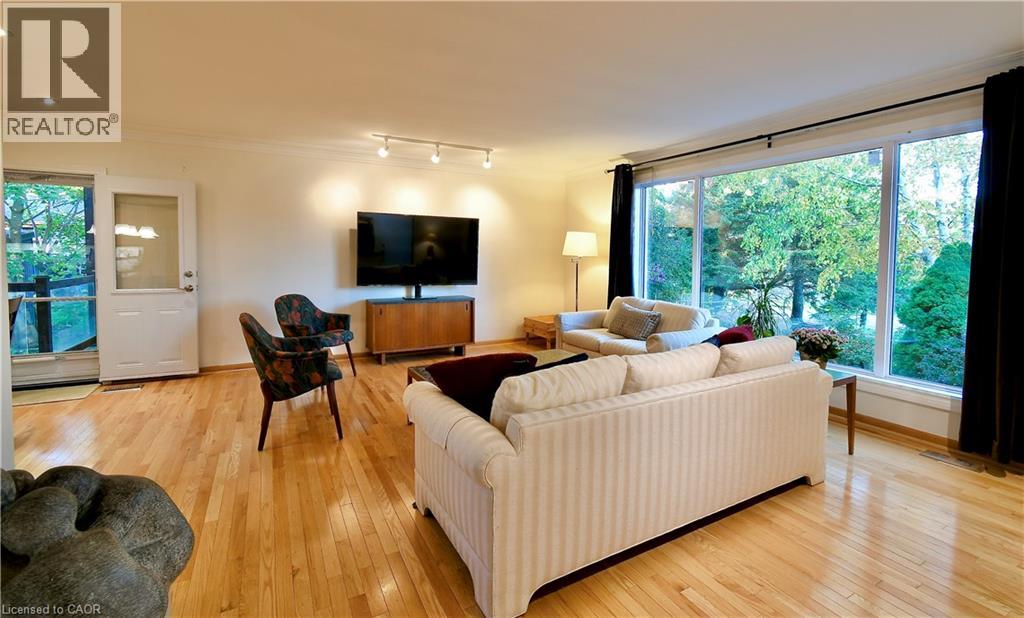 855 GOVERNORS Road - 11