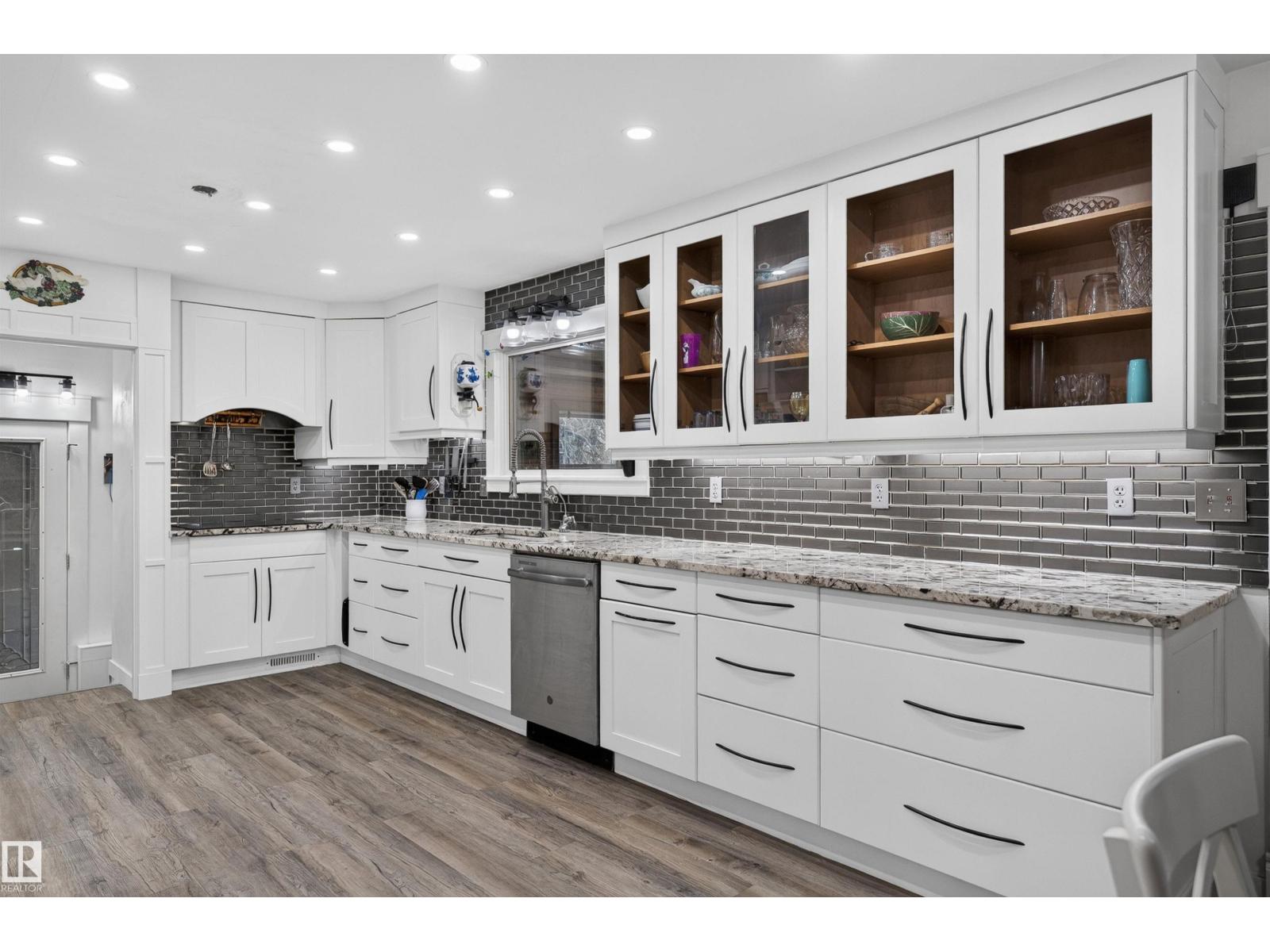 #386 52313 Range Road 232, photo 2