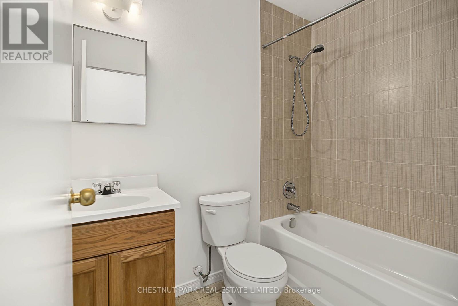 517- 888 Glen Street, Oshawa, ON photo 33