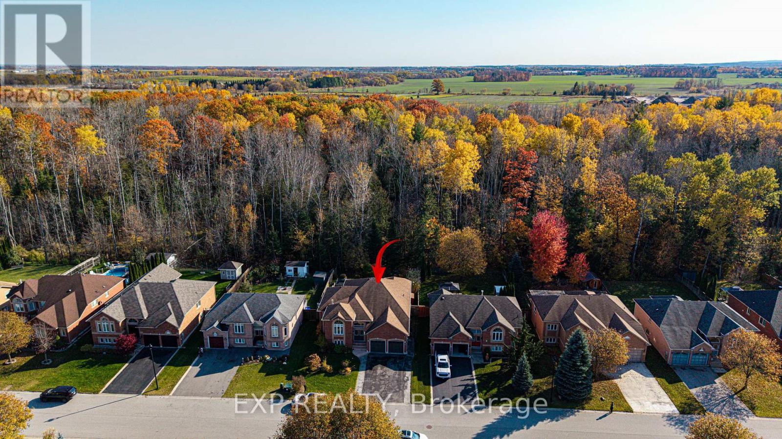 30 CHERRY SANDS CRESCENT, Wasaga Beach — photo 2