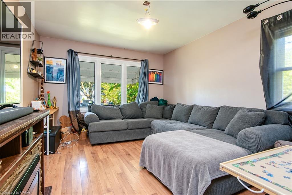 51 HAMEL Avenue — photo 3
