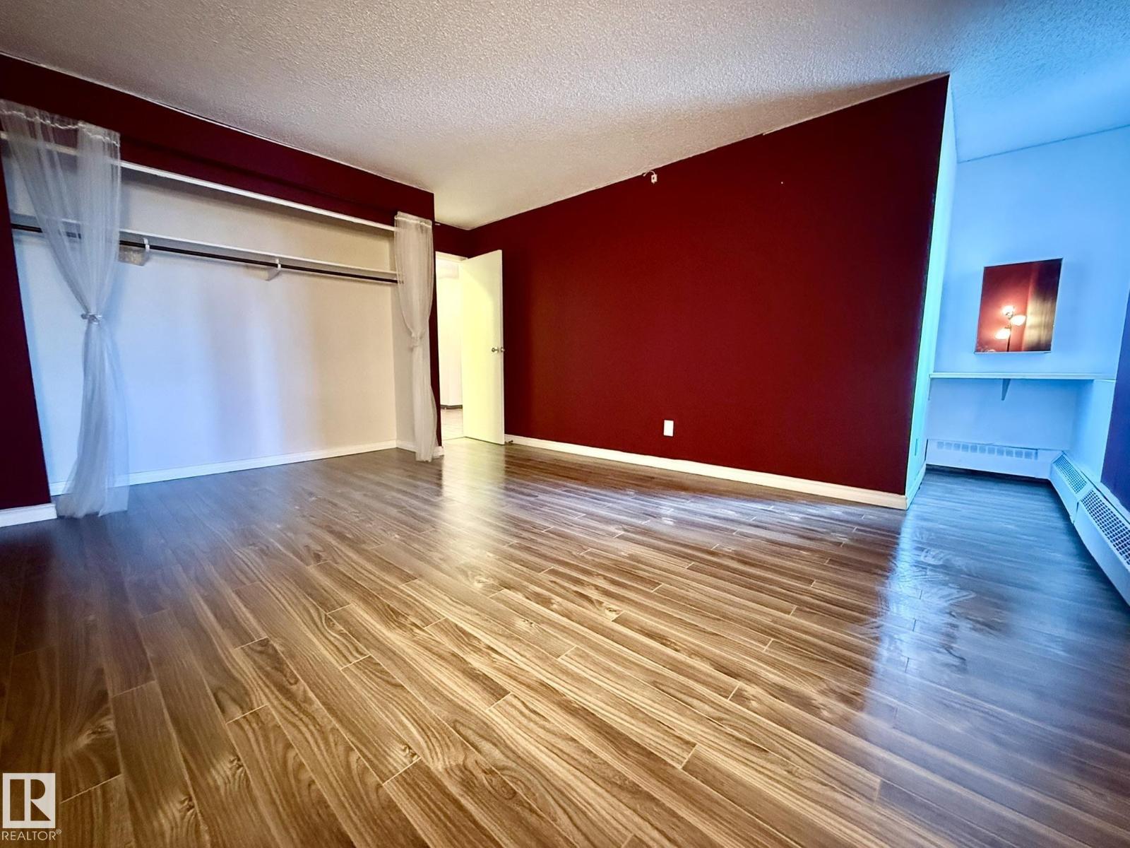 Property photograph 16 for MLS E4514942