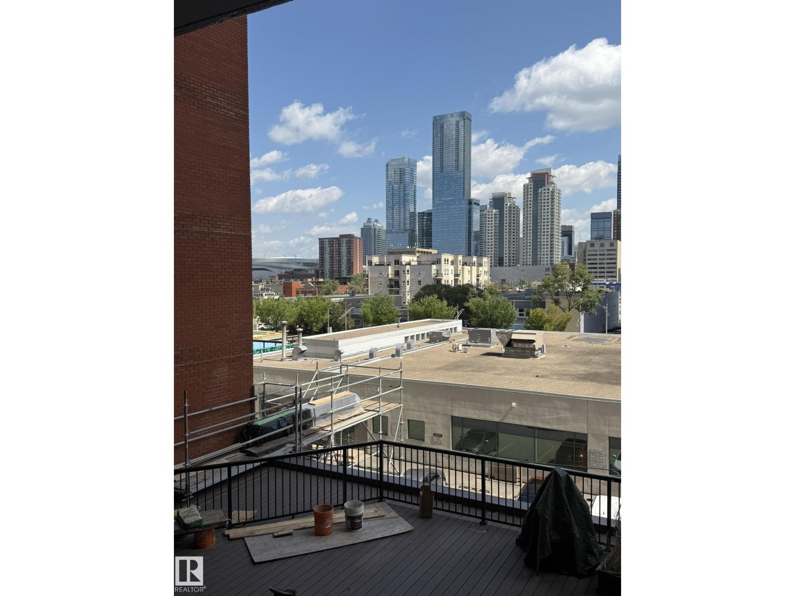 Property photograph 8 for MLS E4514942