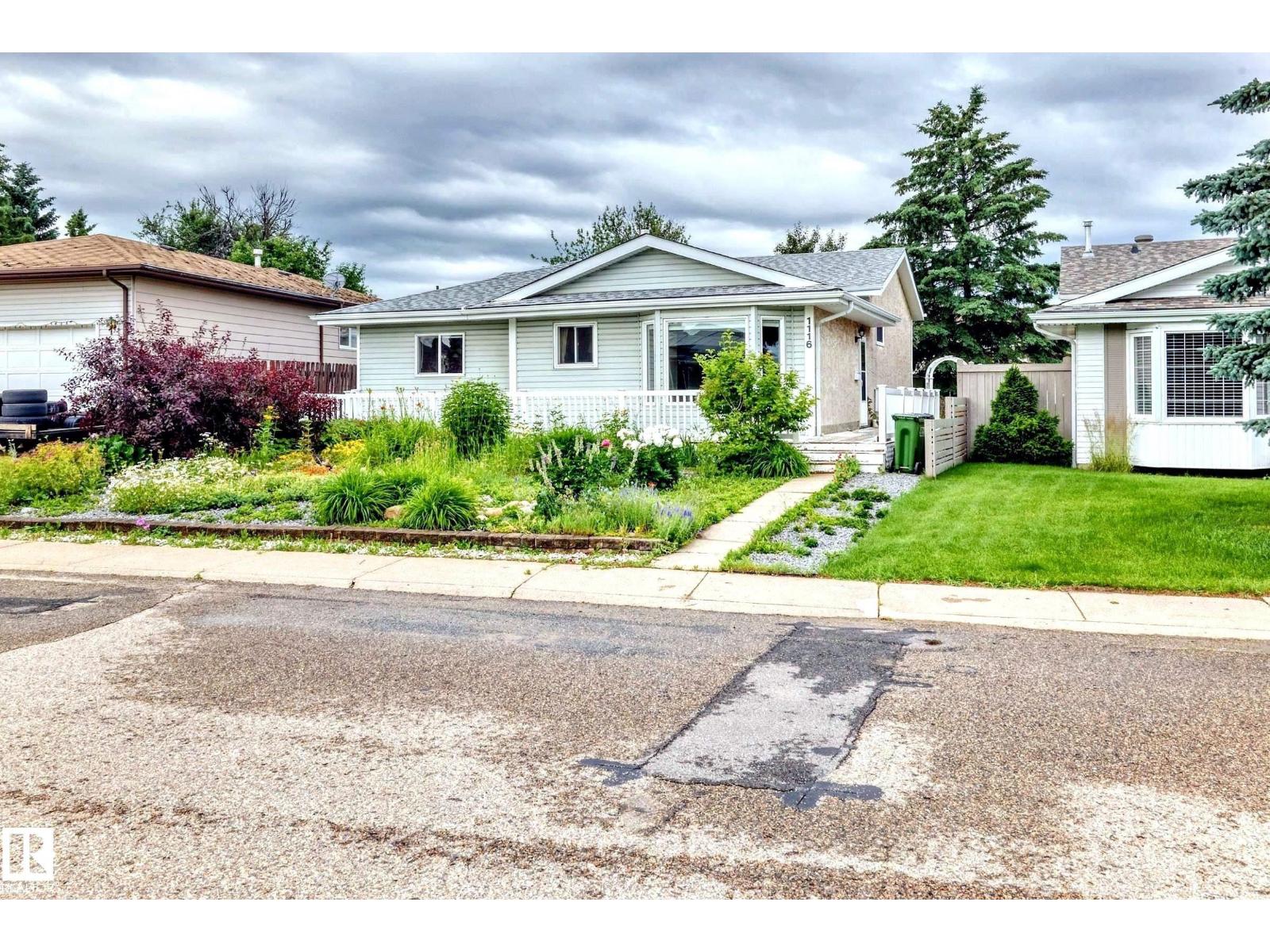 Photo of 1116 39 ST NW NW, Edmonton