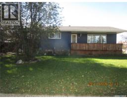 36 PATRICIA DRIVE, Coronach — photo 2