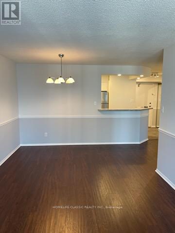 Photo of 633 Bay Street