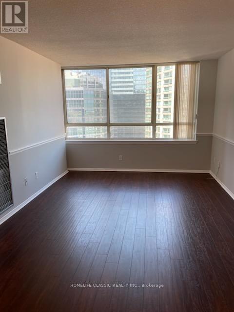 2301 - 633 BAY STREET, Toronto (Bay Street Corridor) — photo 6
