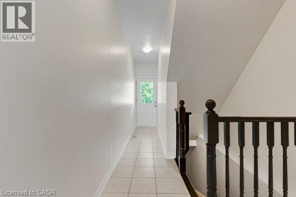 387 WESTWOOD Drive Unit# B, Kitchener — photo 7
