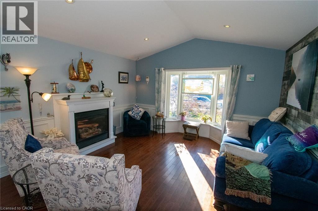 29 BORDEN Avenue, Port Colborne — photo 6