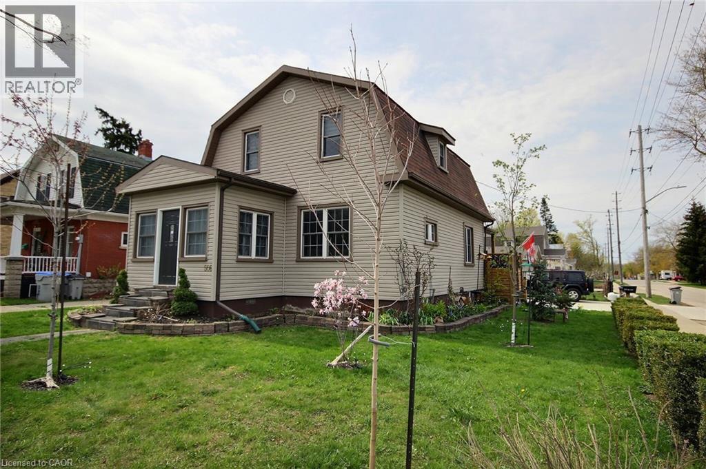 506 Main Street E, photo 1 of 15