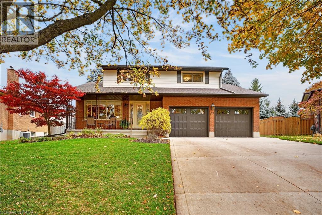 128 Mallard Crescent, photo 1 of 41