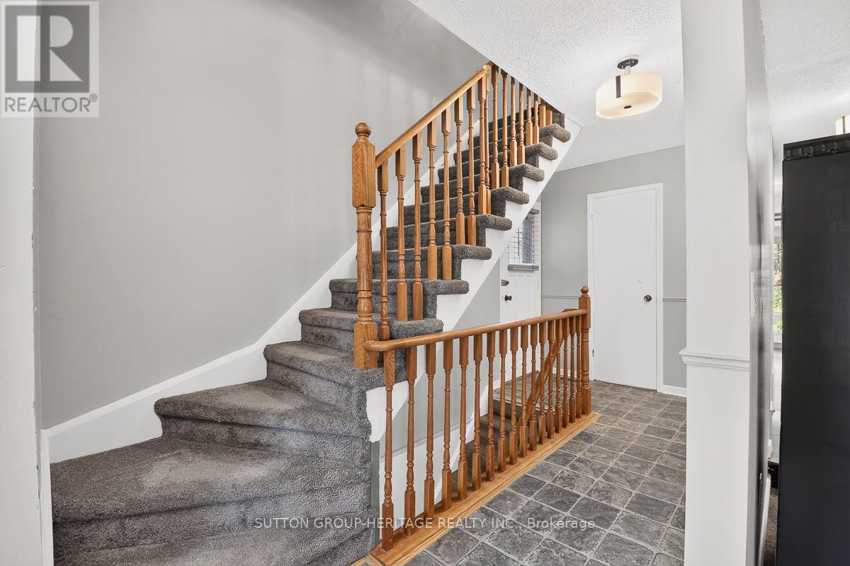 1790 WALNUT LANE, Pickering (Brock Ridge) — photo 5