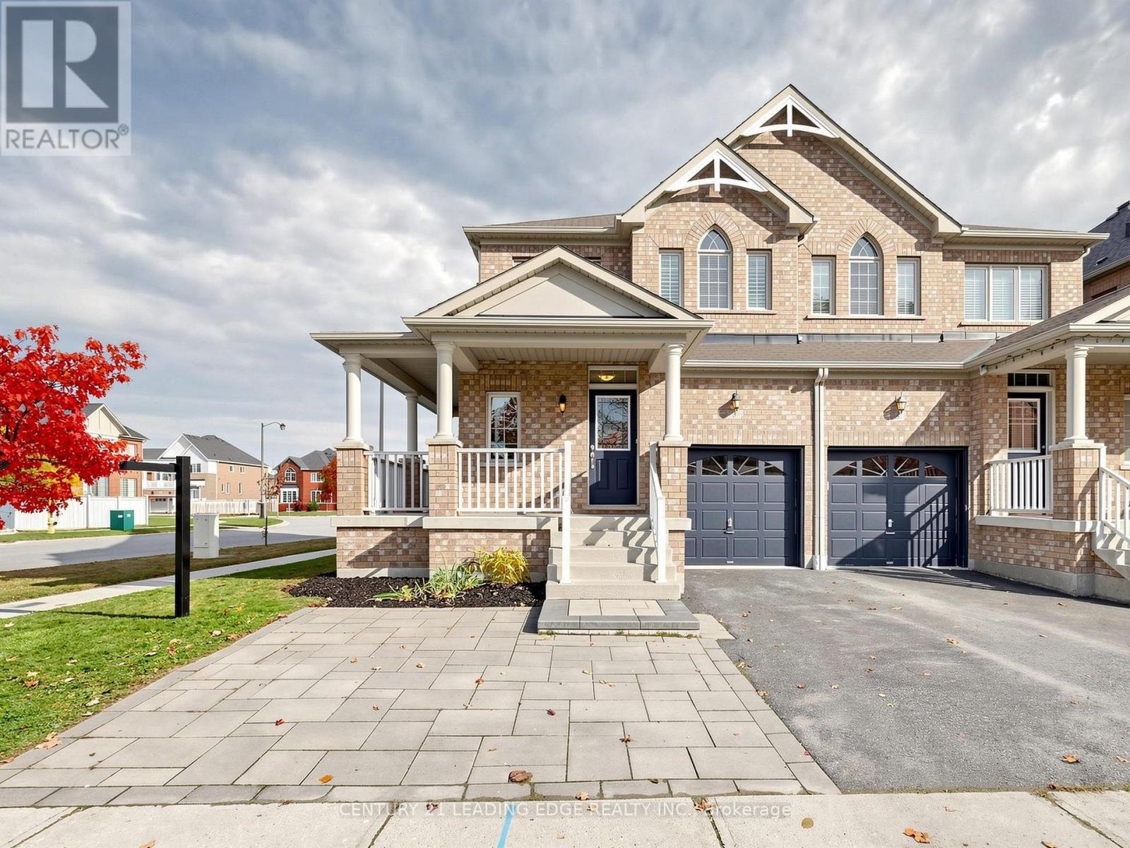 3 BROWN LANE, Whitchurch-Stouffville (Stouffville)