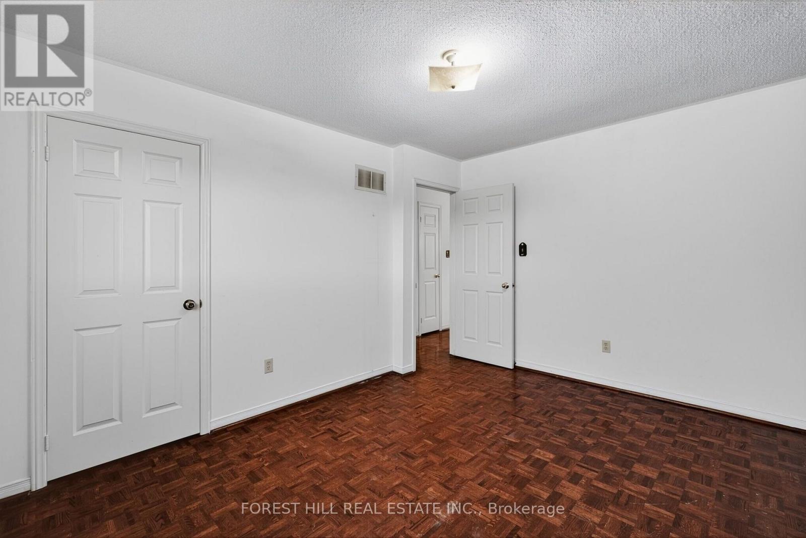 4464 STONEMILL COURT, Mississauga (East Credit) — photo 12