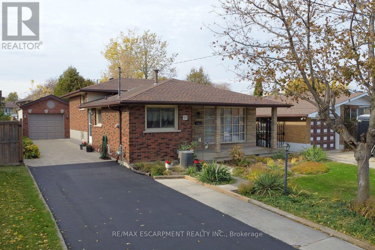 30 NORTHGATE DRIVE, Hamilton (Lisgar) — photo 2