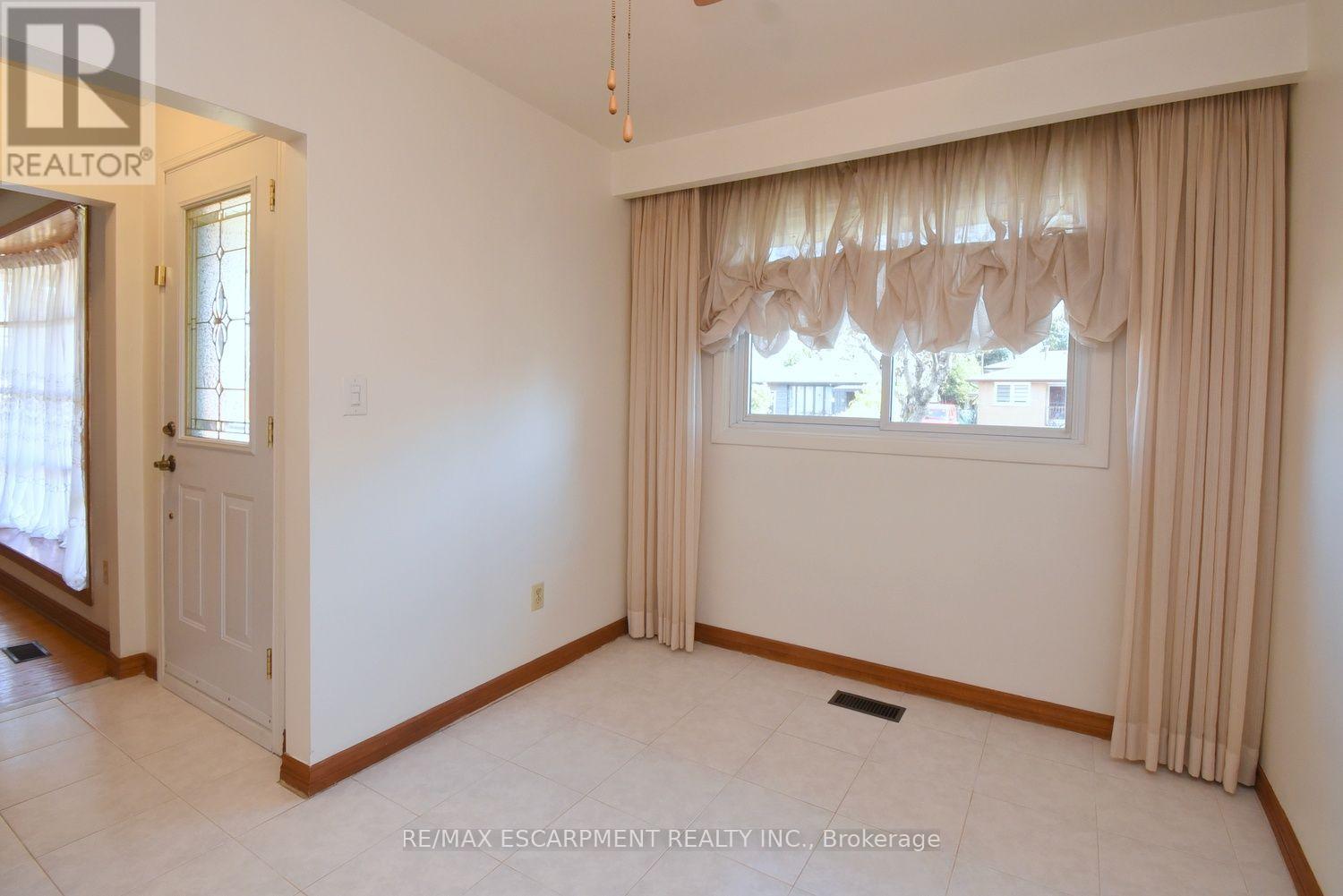 30 NORTHGATE DRIVE, Hamilton (Lisgar) — photo 4