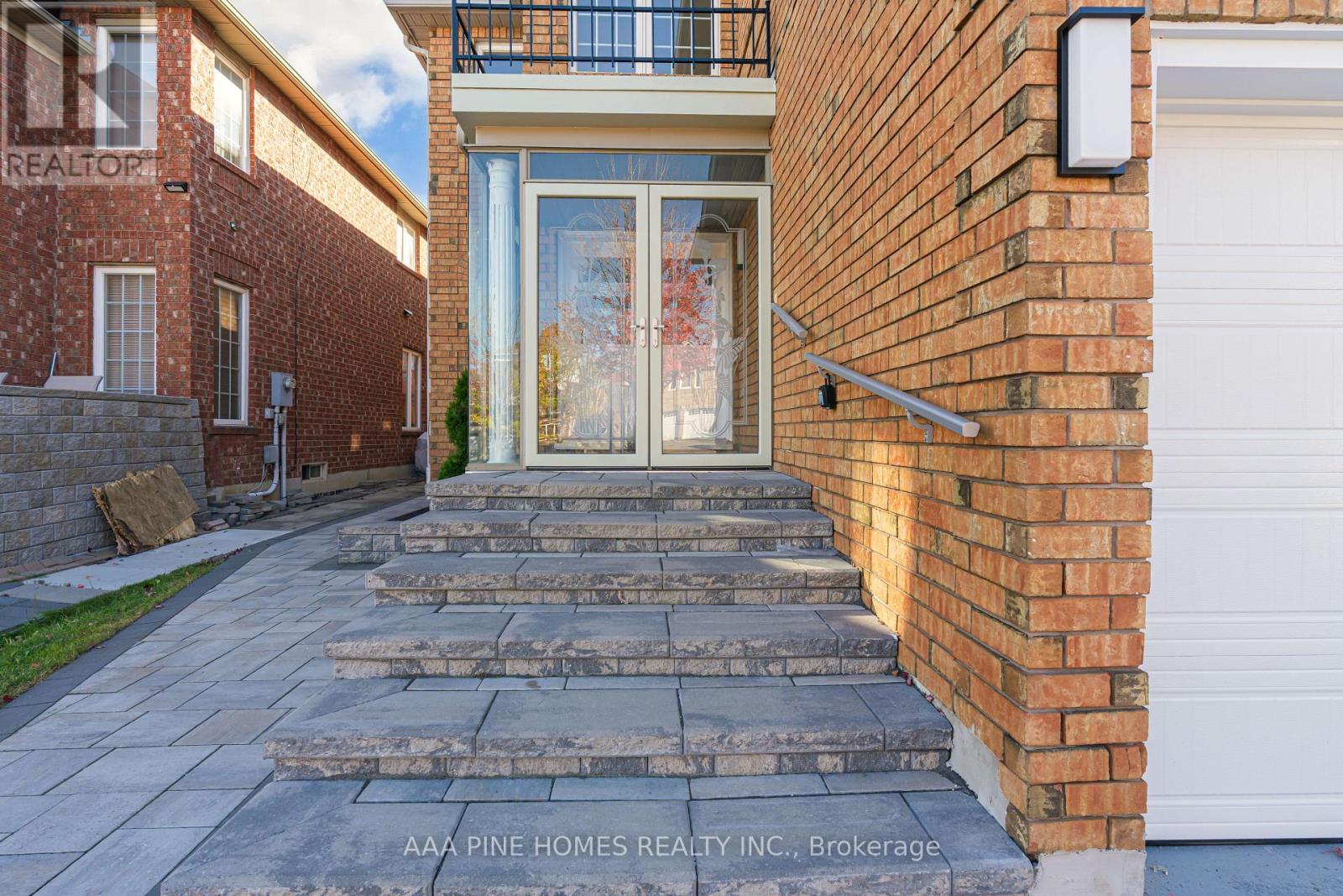 71 REDSTONE ROAD, Richmond Hill (Rouge Woods) — photo 5