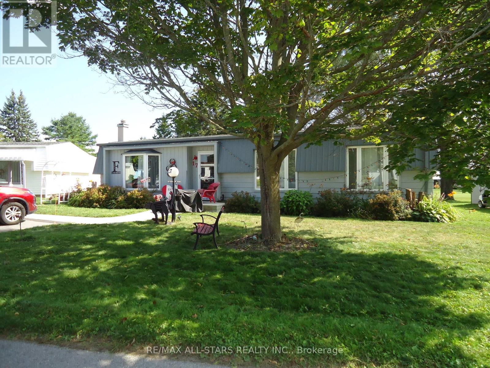 17 PINERIDGE COURT, Clarington (Newcastle) — photo 6