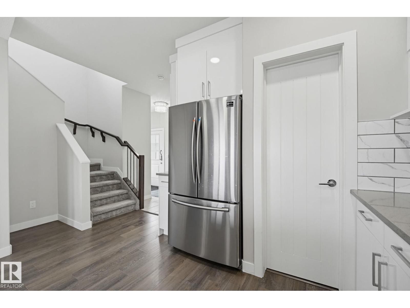 Property photograph 5 for MLS E4514965