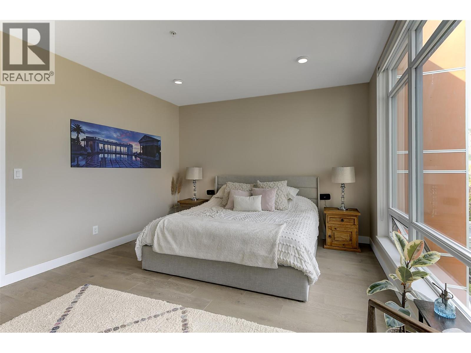 105 1151 Sunset Drive, Kelowna