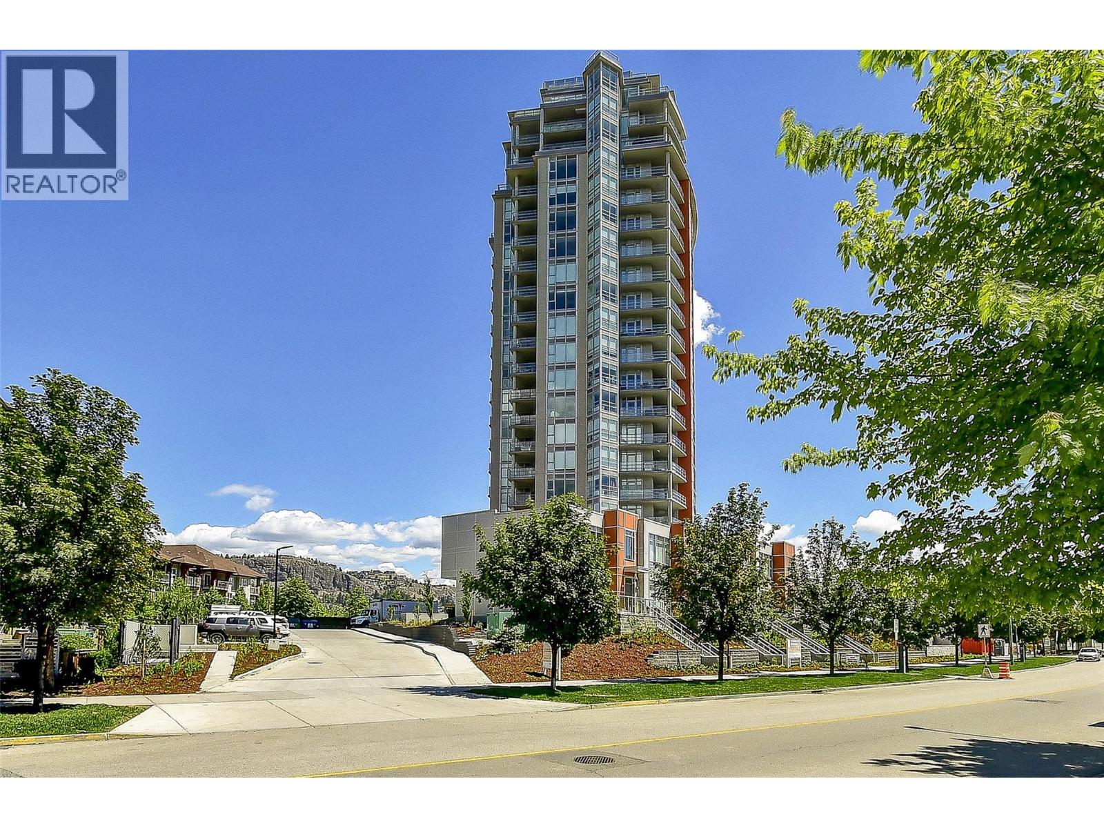 105 1151 Sunset Drive, Kelowna