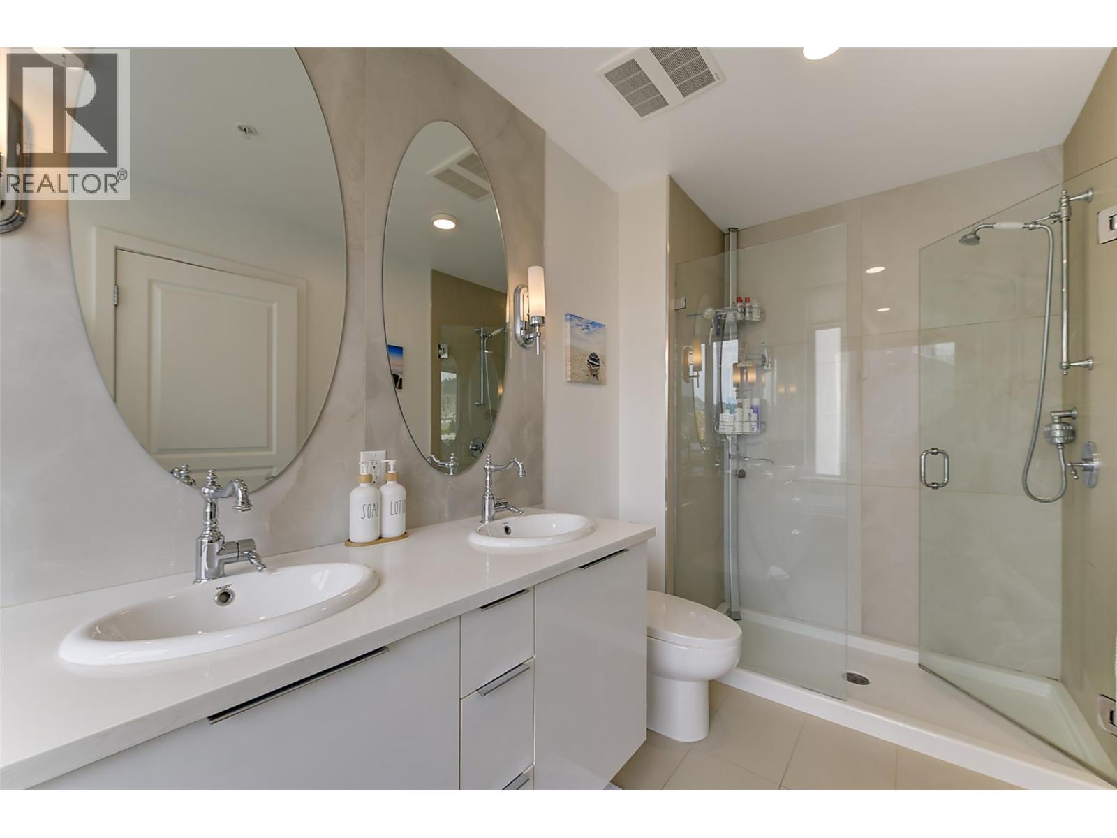 105 1151 Sunset Drive, Kelowna
