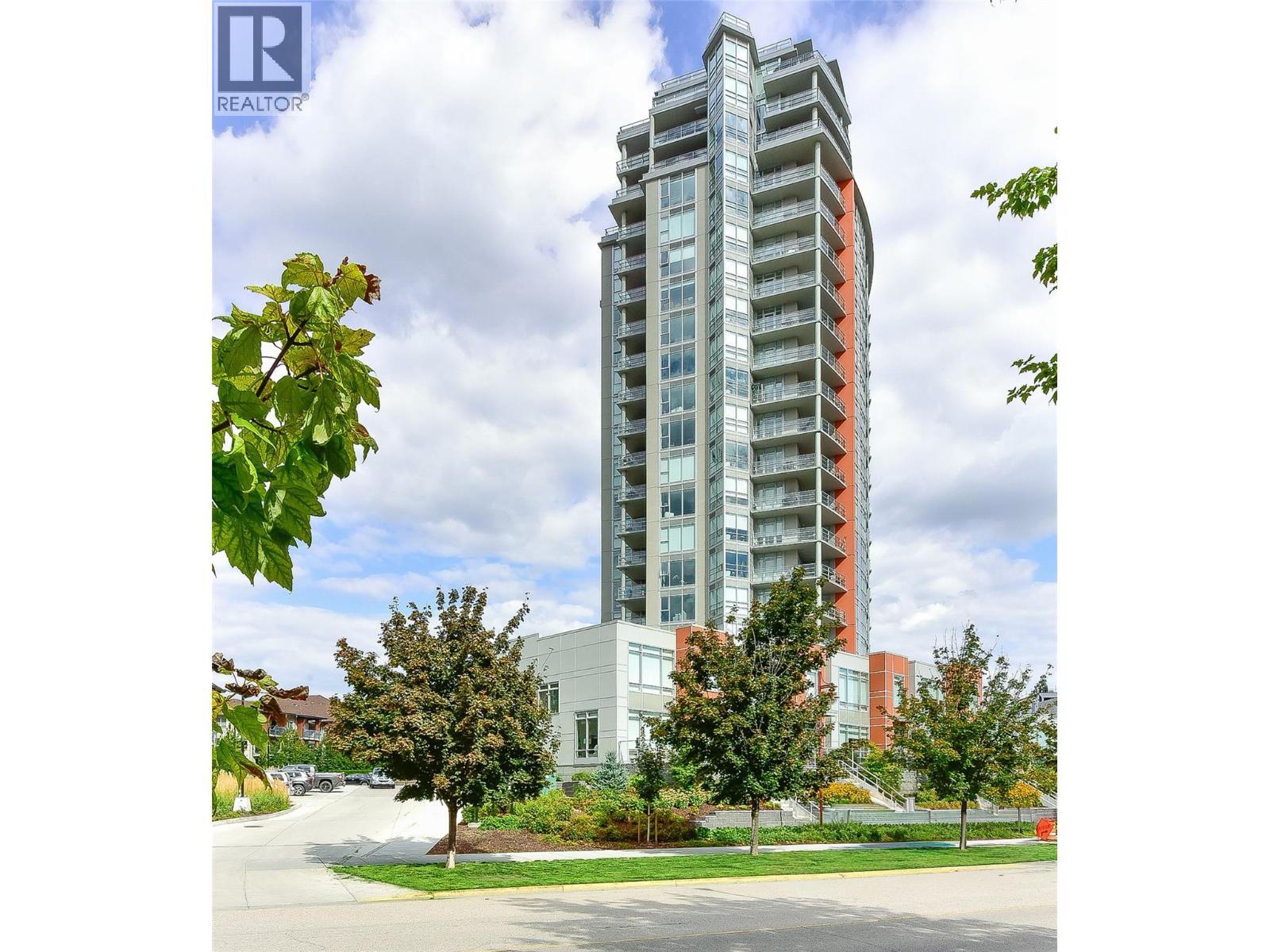 105 1151 Sunset Drive, Kelowna