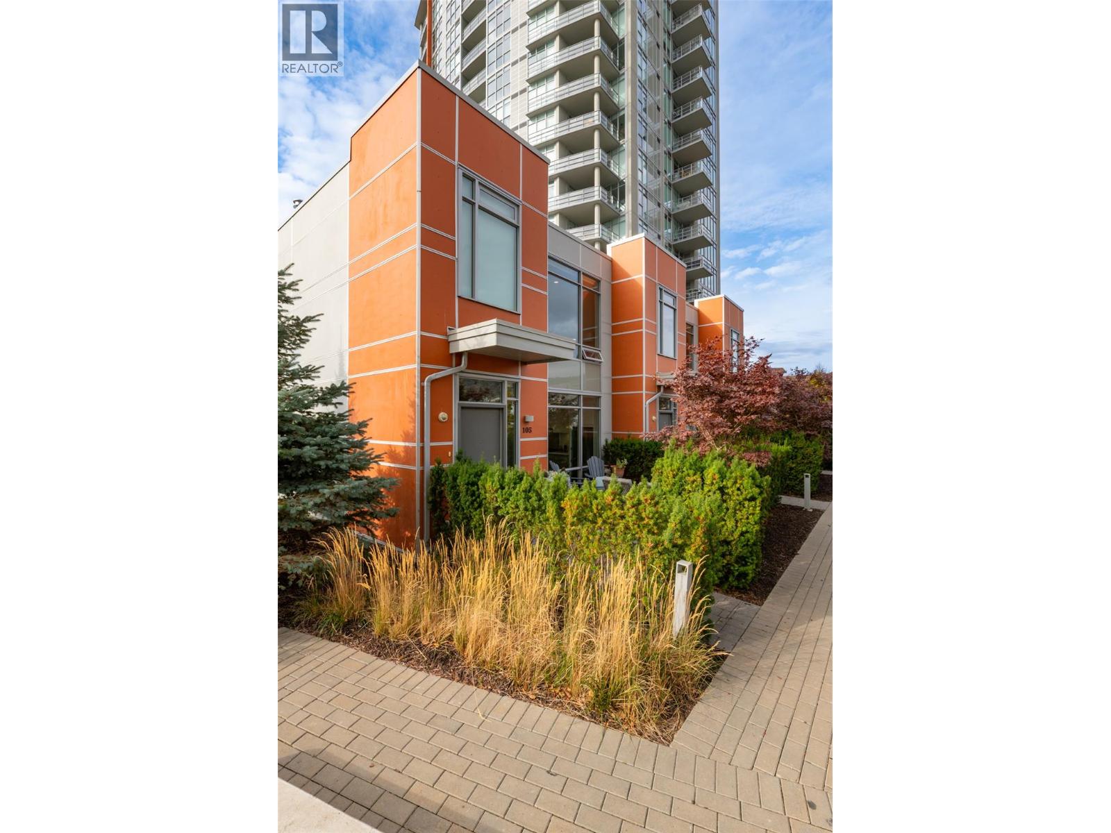 105 1151 Sunset Drive, Kelowna
