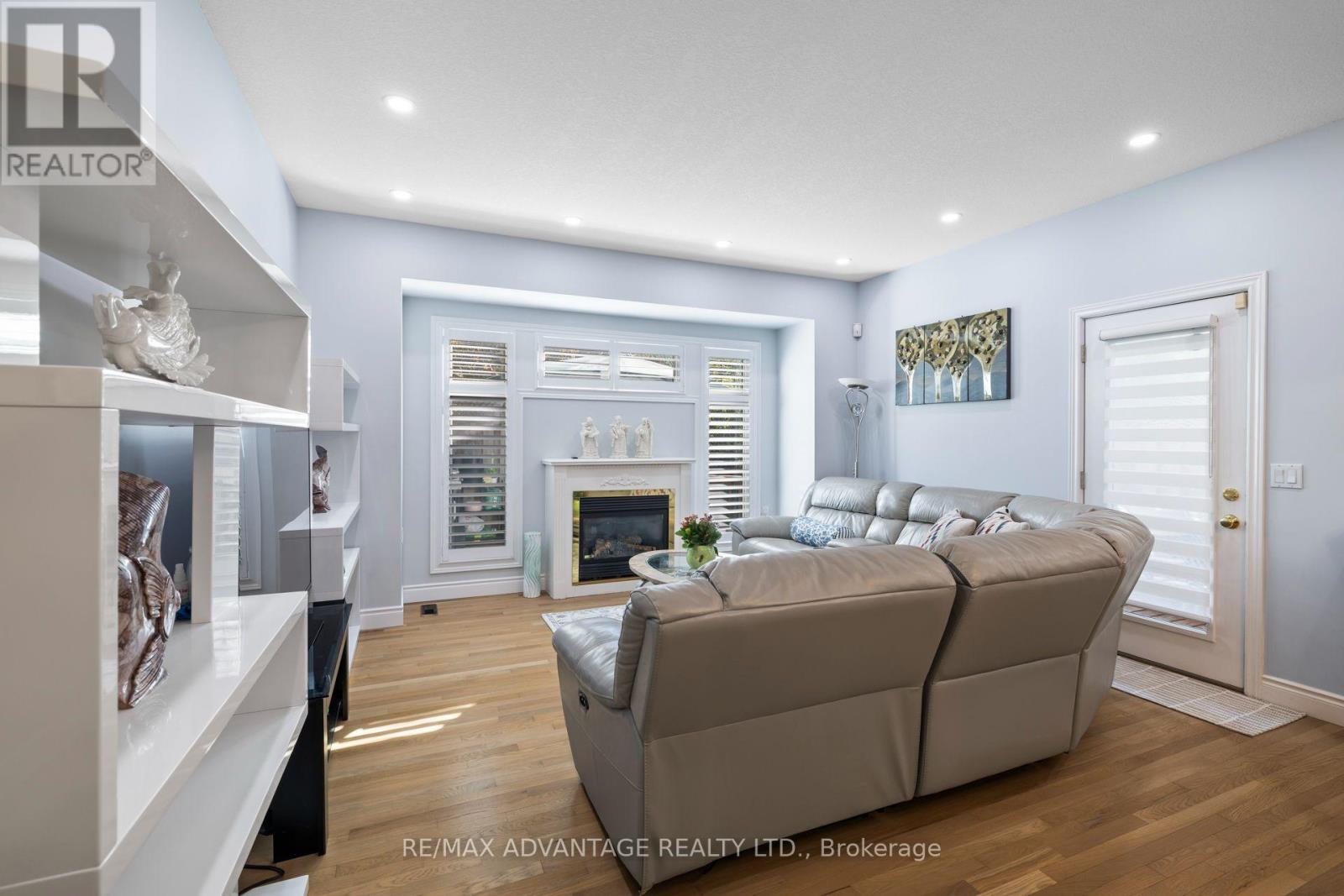 5 - 1574 RICHMOND STREET, London North (North G) — photo 9