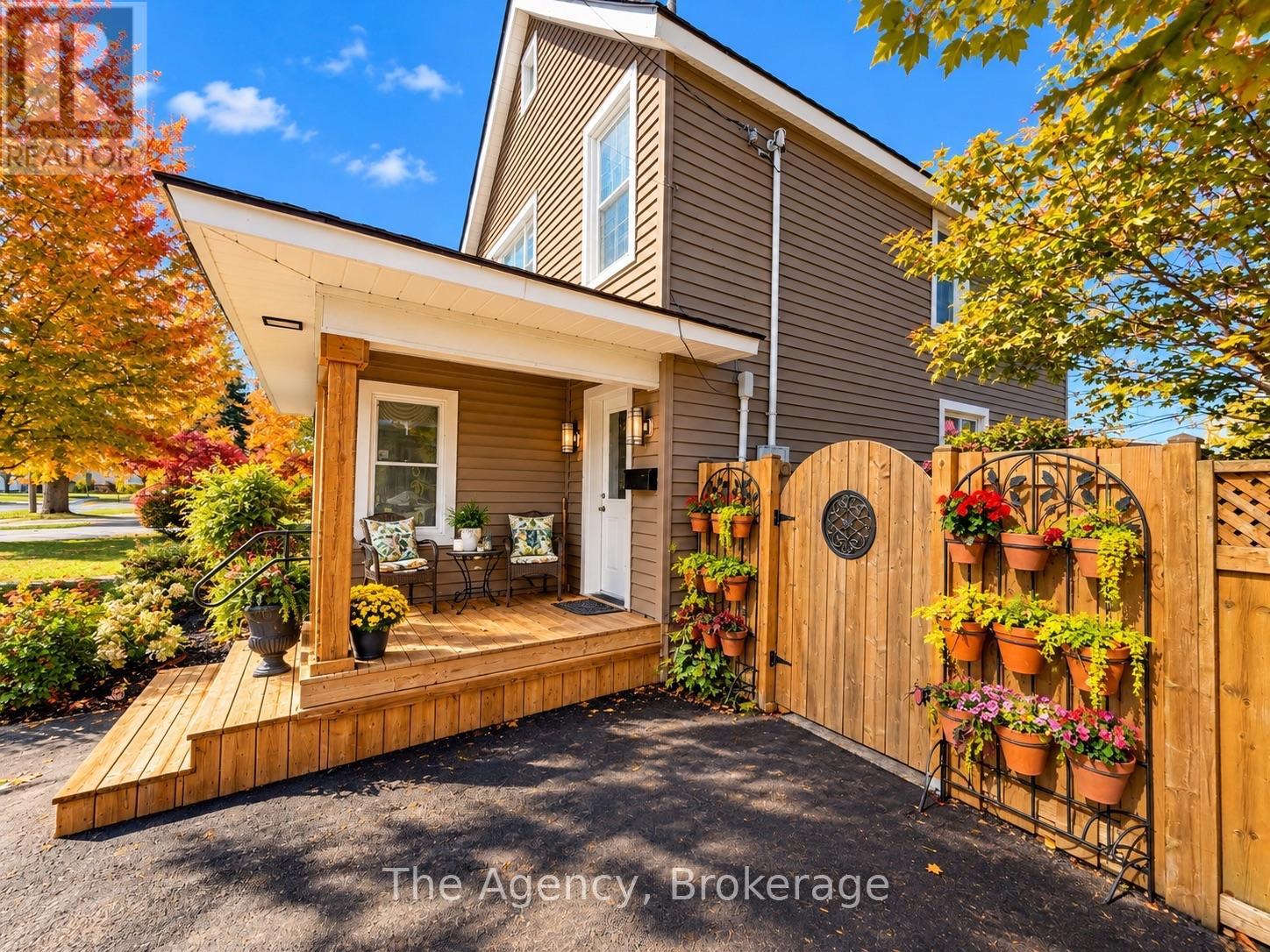 344 PHIPPS STREET, Fort Erie (Central) — photo 2