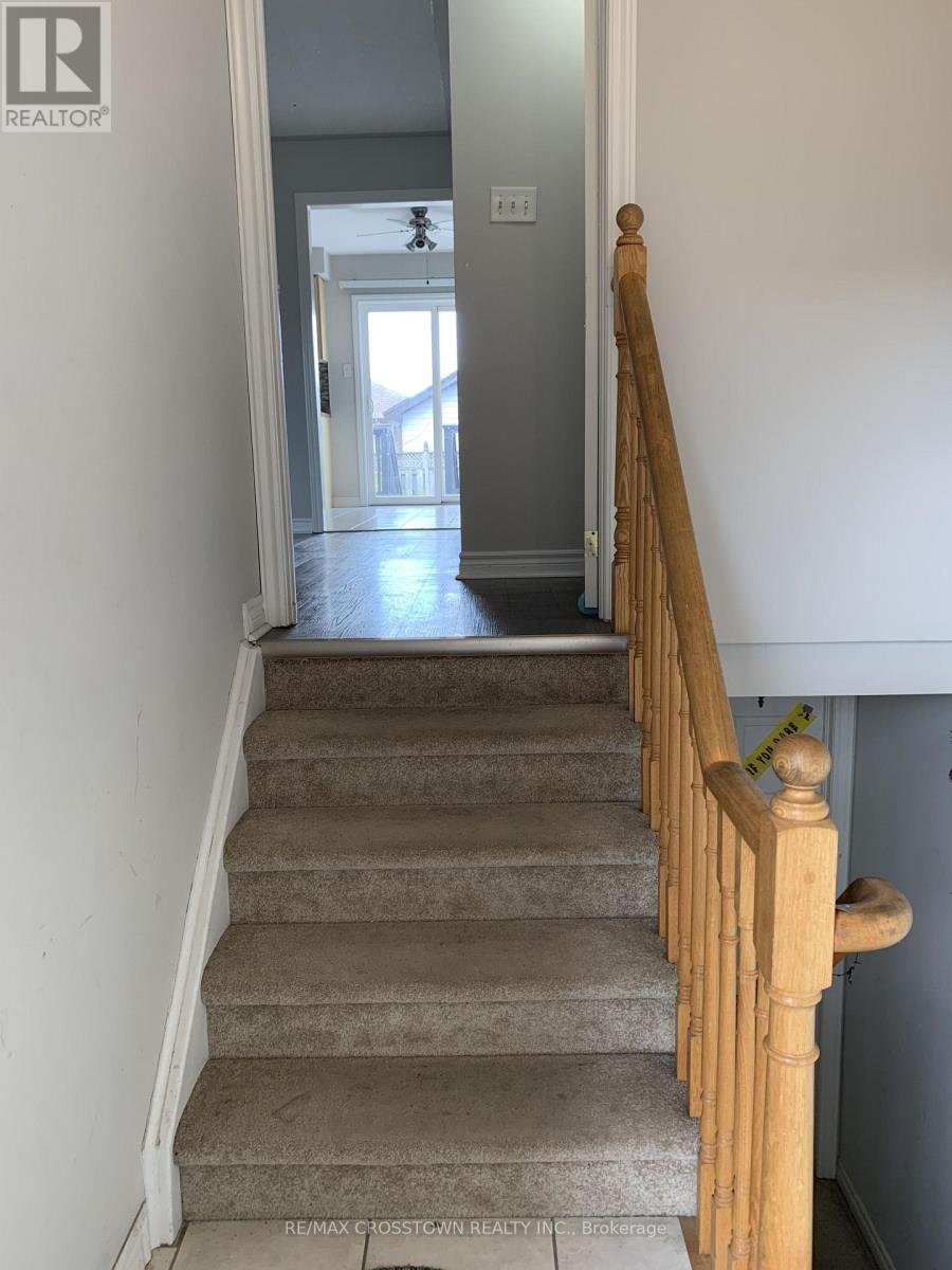 Main-114 Bird Street, Barrie photo 4