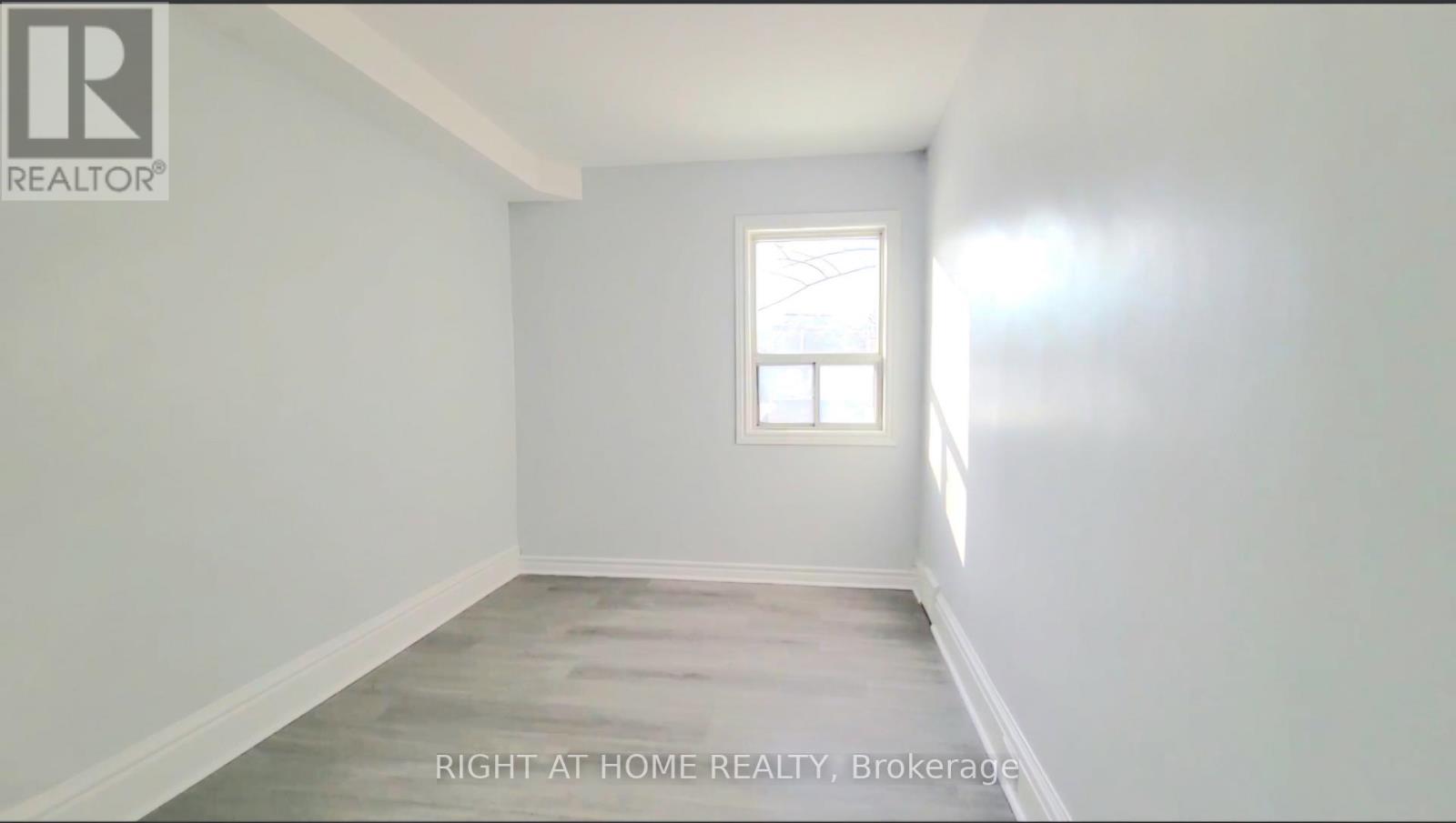 MAIN - 23 LUMBERVALE AVENUE, Toronto (Dufferin Grove) — photo 3