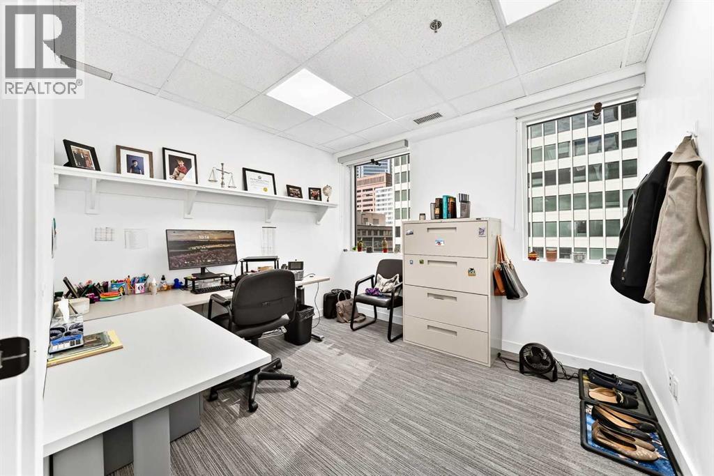 Property photograph 12 for MLS A2355924