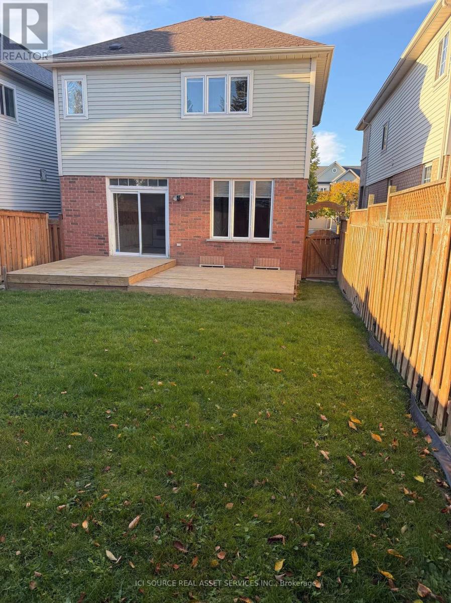 87 Breakwater Drive, Whitby, ON photo 2