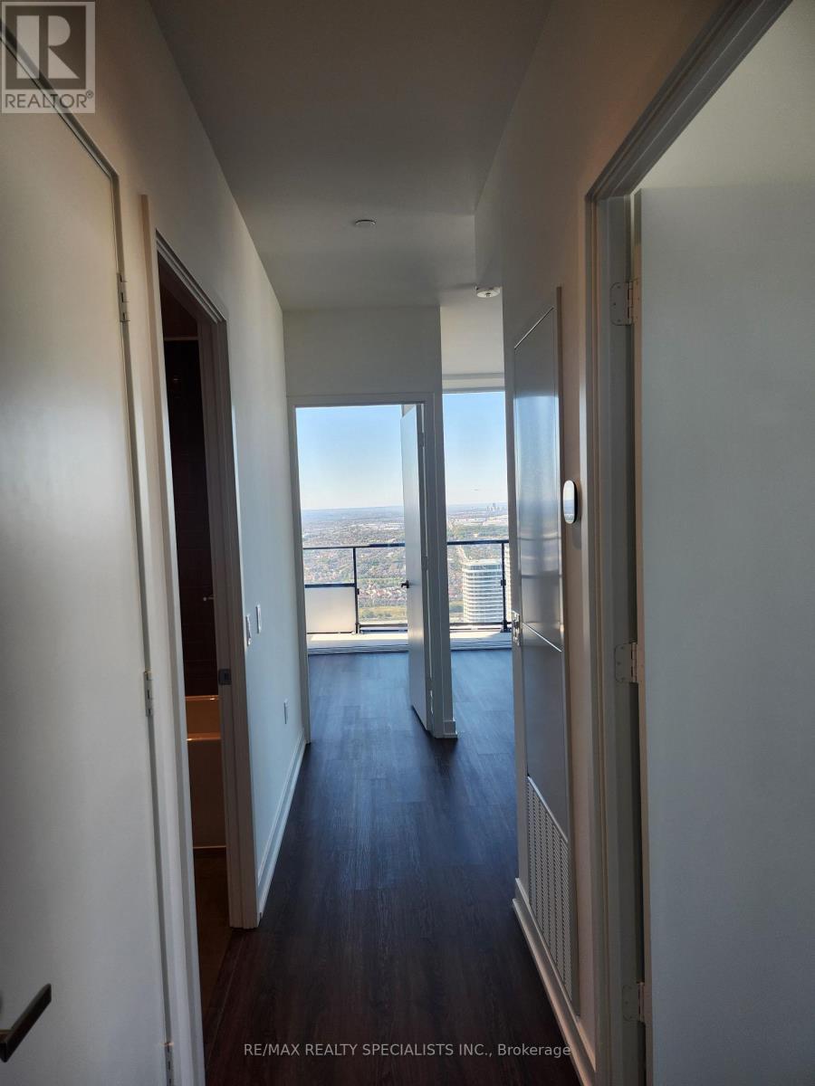 Photo of 448 Burnhamthorpe Road