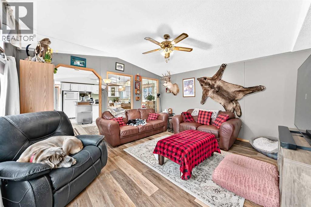 Property photograph 4 for MLS A2355373