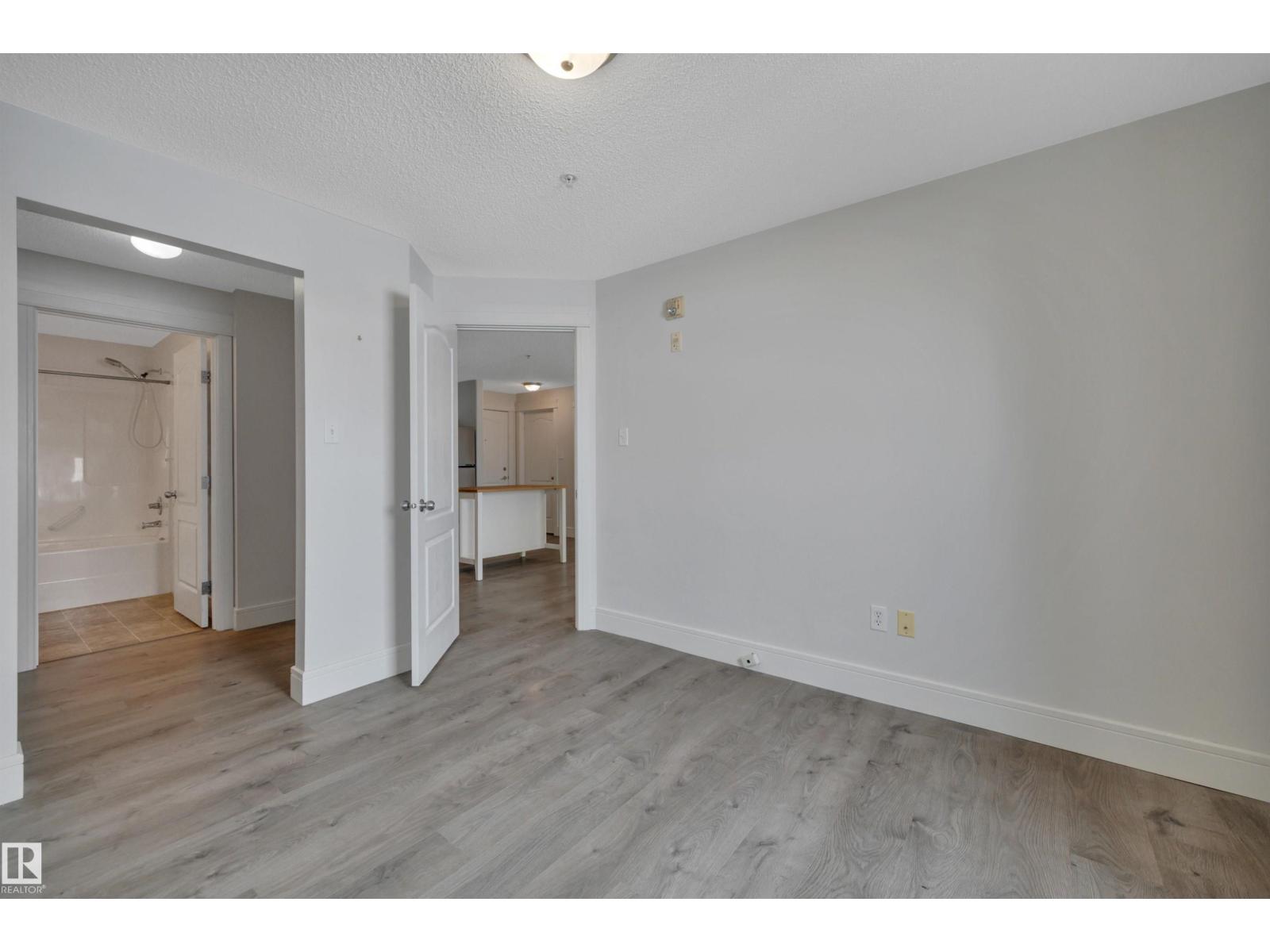 Property photograph 22 for MLS E4514979