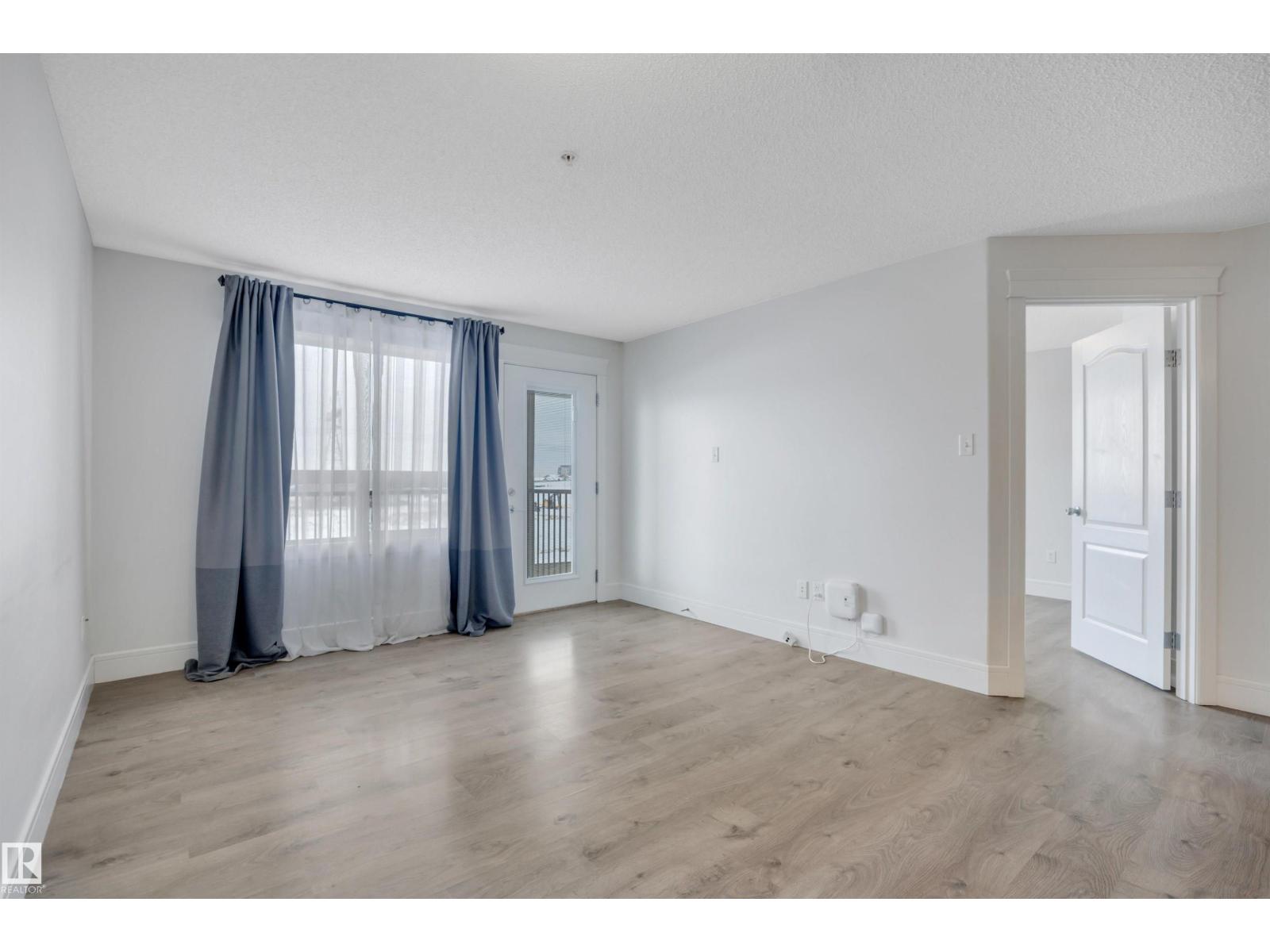 Property photograph 16 for MLS E4514979