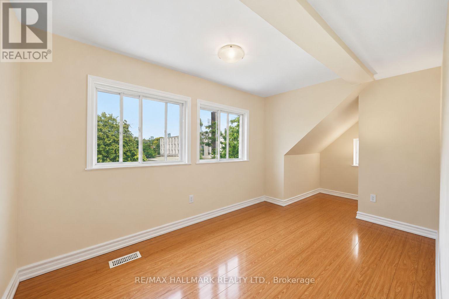 APT 3 - 486 MONTROSE AVENUE, Toronto (Palmerston-Little Italy) — photo 4