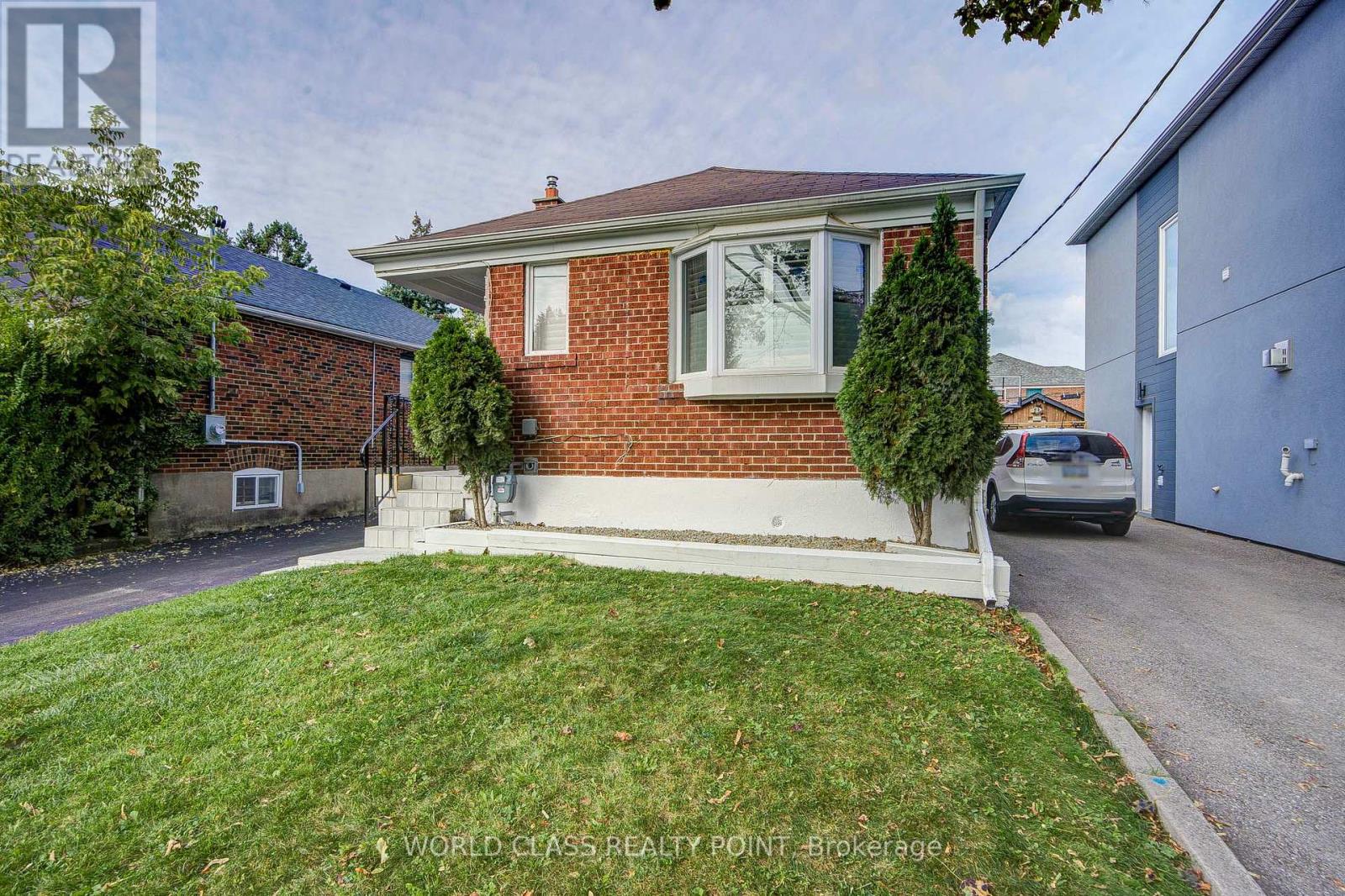 166 WESTVIEW BOULEVARD, Toronto (O'Connor-Parkview) — photo 2