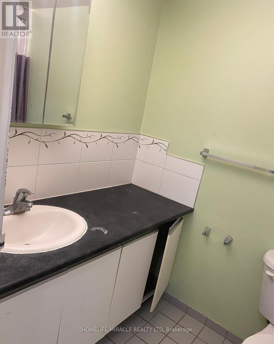 1210 - 21 MARKBROOK LANE, Toronto (Mount Olive-Silverstone-Jamestown) — photo 7