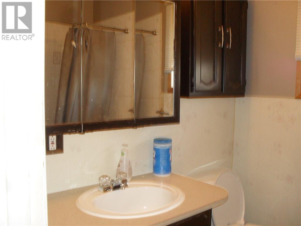 404 3rd Street Ne, Manning, Alberta, T0H2M0 | Photo: 13