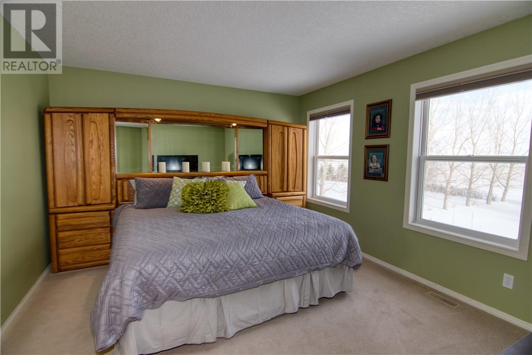 106 Chulavista Close, Rural Lethbridge County, Alberta, T1J4P4 | Photo: 15