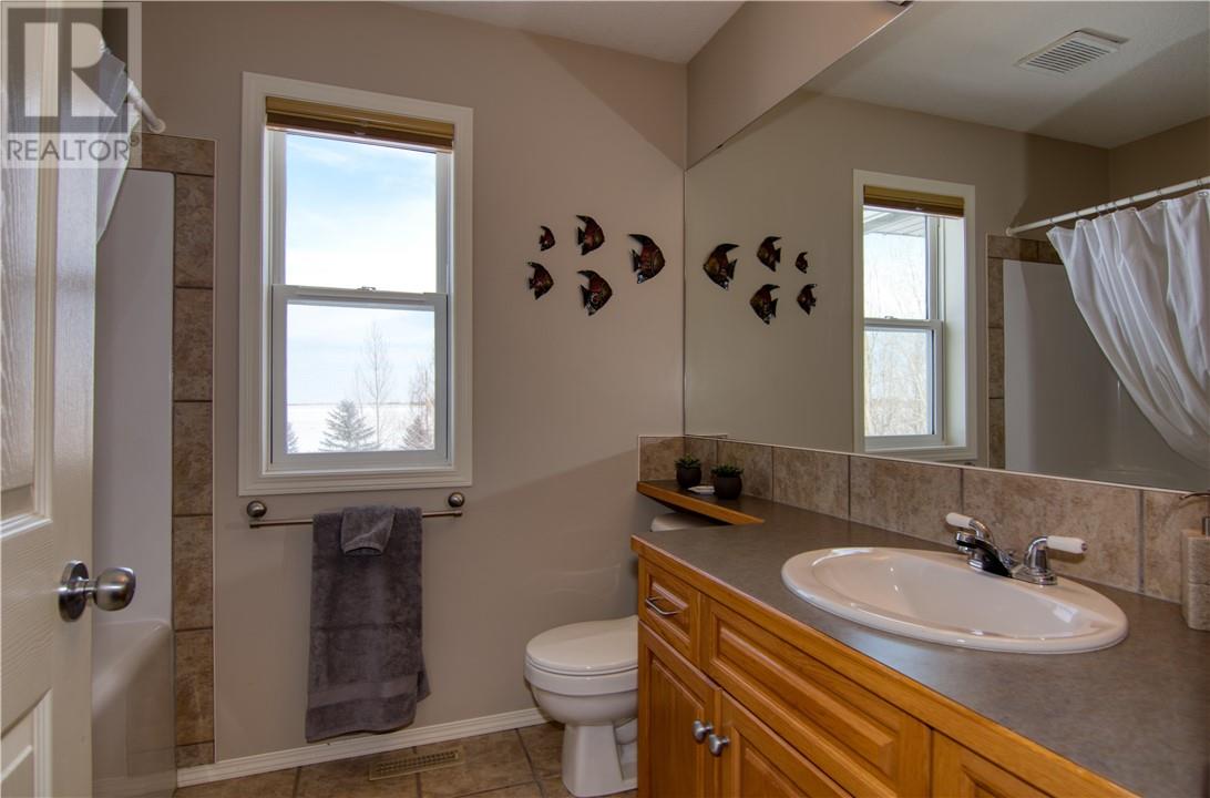 106 Chulavista Close, Rural Lethbridge County, Alberta, T1J4P4 | Photo: 19