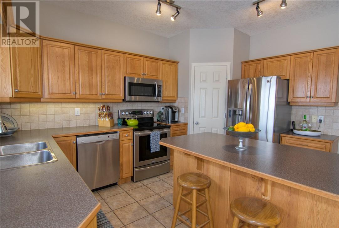 106 Chulavista Close, Rural Lethbridge County, Alberta, T1J4P4 | Photo: 6