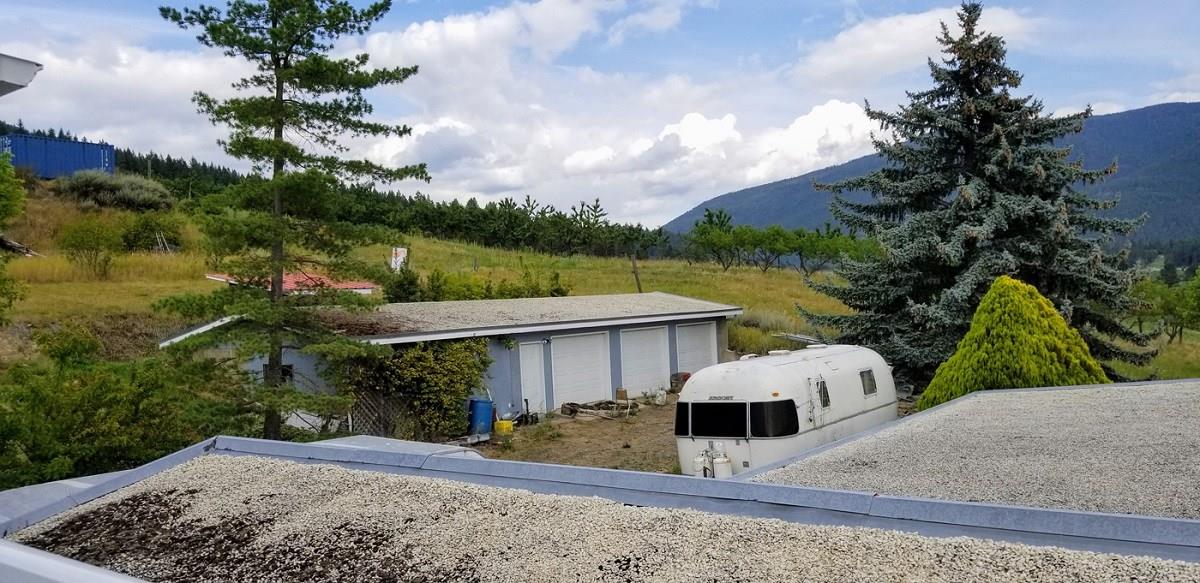 2918 Highway 3, Erickson, British Columbia  V0B 1K0 - Photo 12 - 2439872