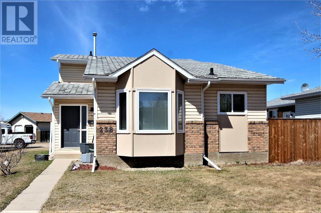 238 Westridge Drive, Blackfalds, Alberta, T0M0J0 | Photo: 1